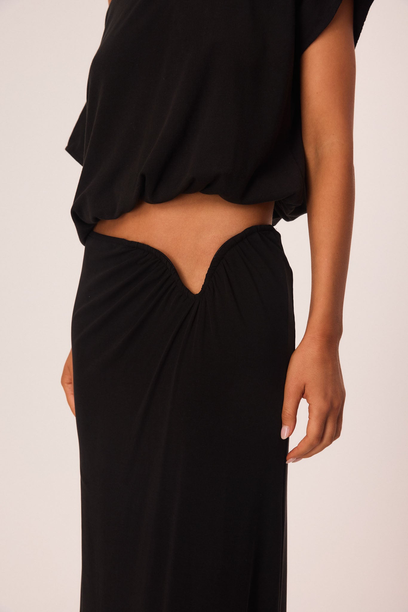 ALIA MAXI SKIRT - Image 9