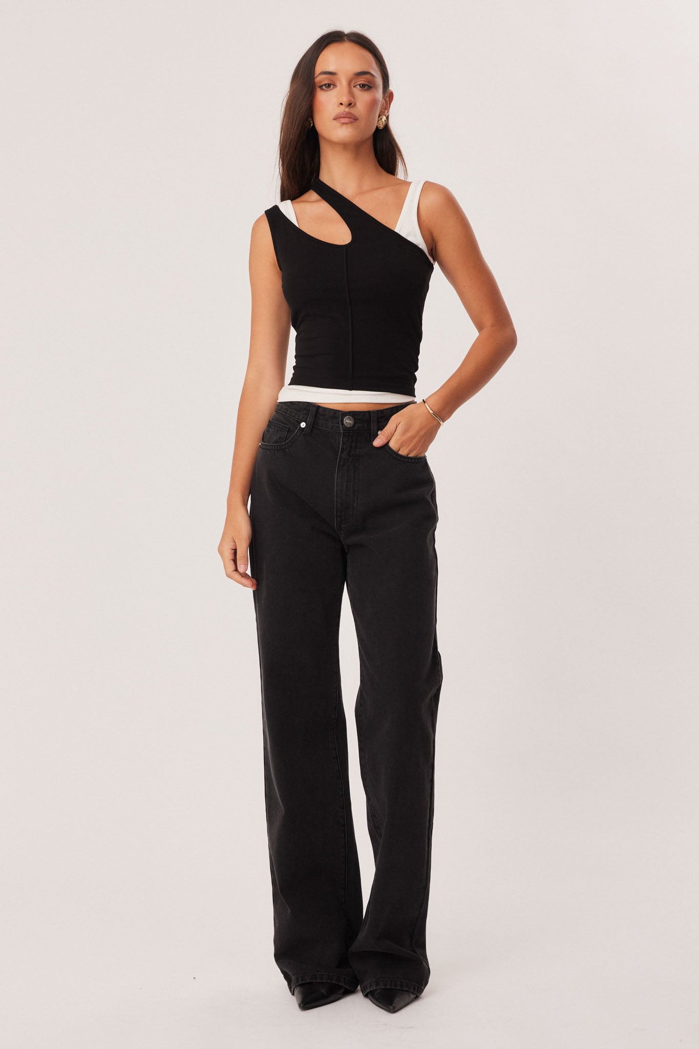 ATLAS JEANS - Image 2